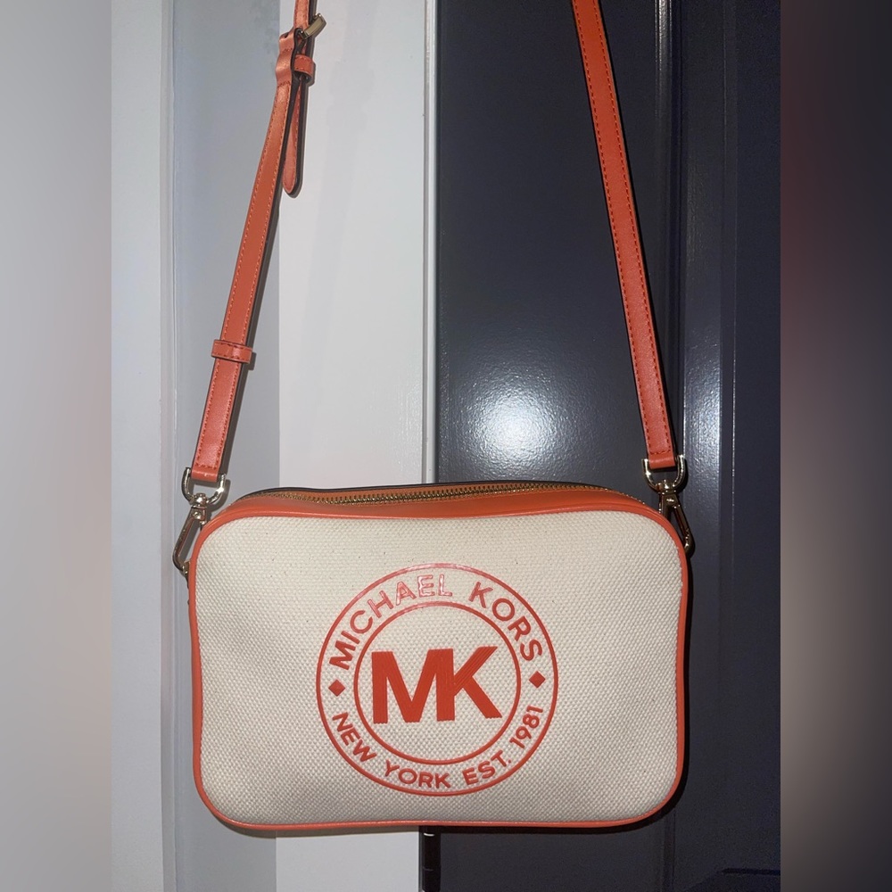 Michael Kors Crossbody